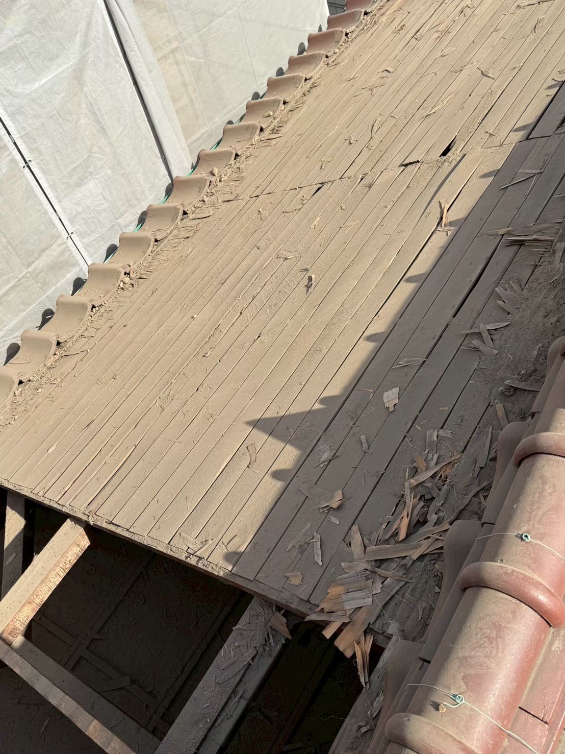 瓦屋根の屋根工事