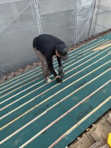 瓦屋根の屋根工事